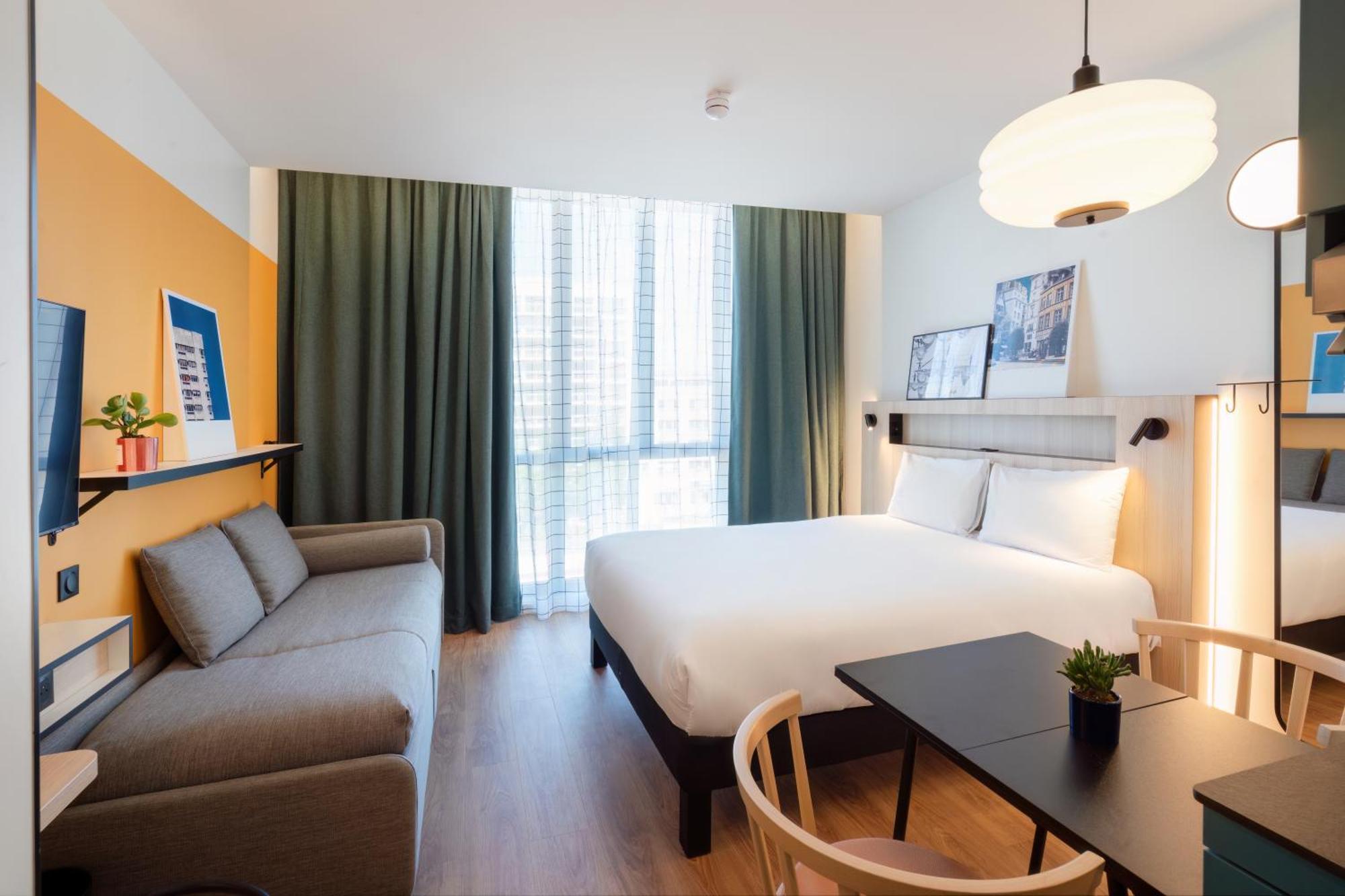 Adagio Access Centre Cathedrale Hotel